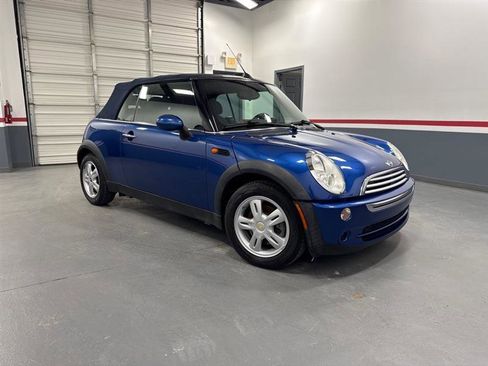 Used 2008 MINI Cooper Convertible FWD image 2