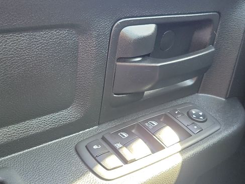 Used 2020 RAM 1500 Tradesman w/ Chrome Plus Package RWD image 14