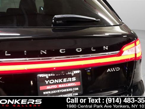 Used 2017 Lincoln MKX Reserve w/ Lincoln MKX Climate Package image 25