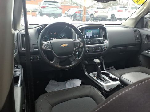 Used 2022 Chevrolet Colorado LT w/ LT Convenience Package image 13