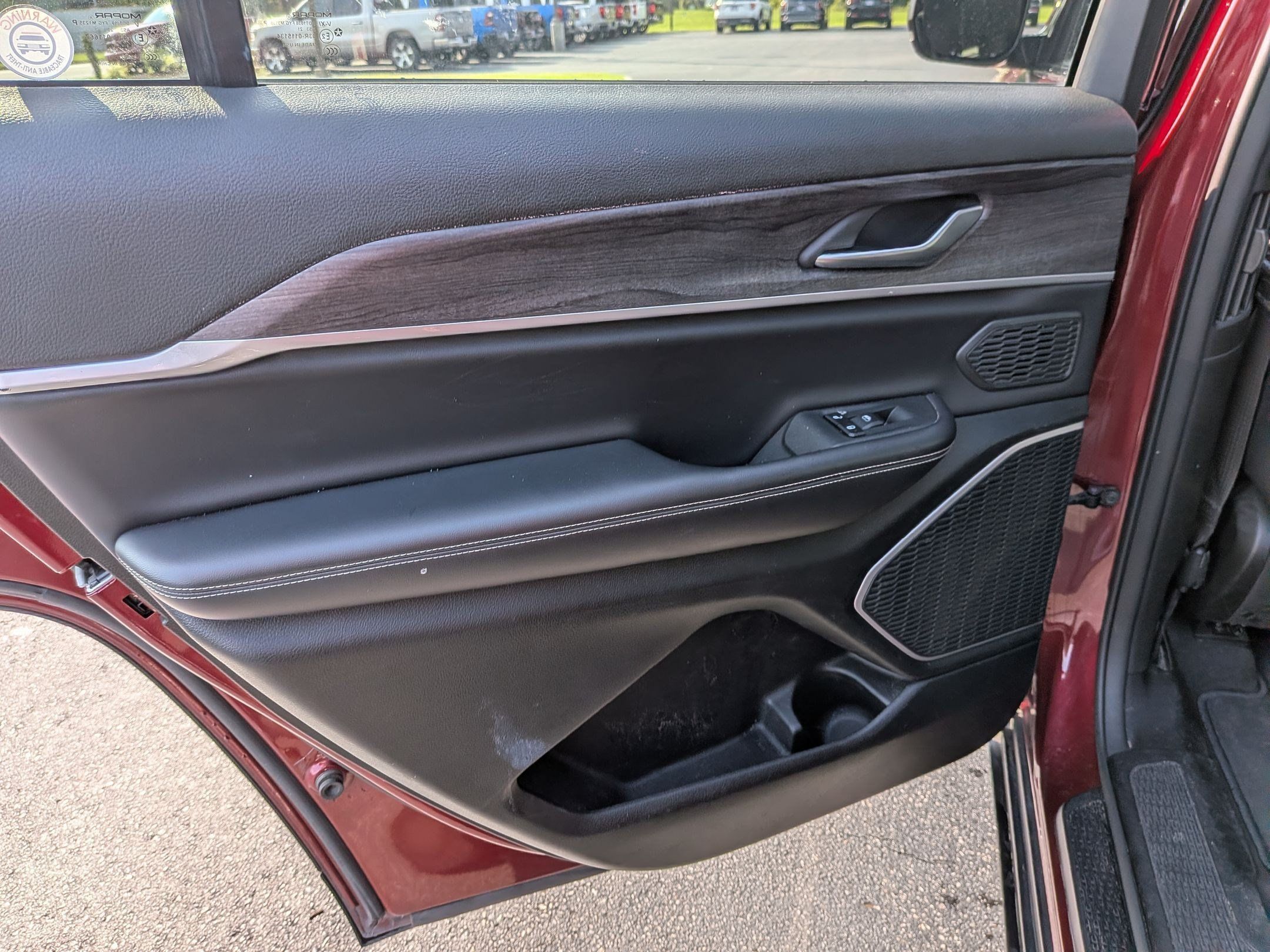 Used 2021 Jeep Grand Cherokee L Limited AWD/4WD image 21