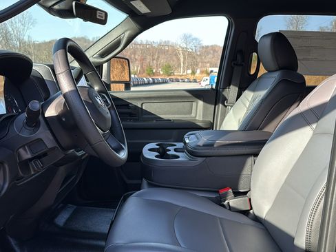 New 2026 RAM 3500 Tradesman image 8
