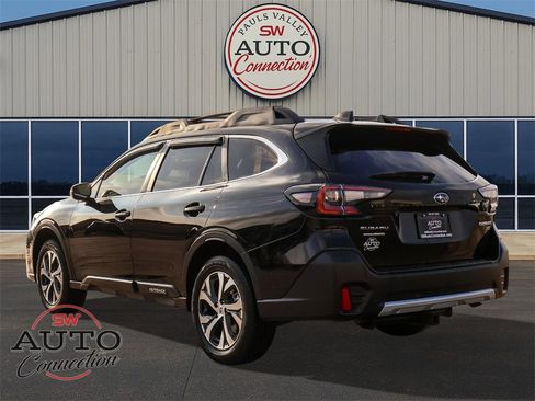 Used 2021 Subaru Outback Limited XT image 5