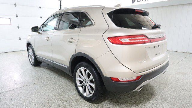 Used 2017 Lincoln MKC Select w/ Select Plus Package AWD/4WD image 3
