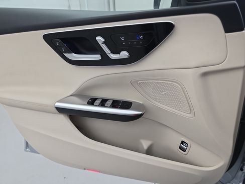 Certified 2022 Mercedes-Benz C 300 4MATIC Sedan image 27