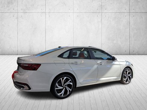 New 2026 Volkswagen Jetta SEL image 5