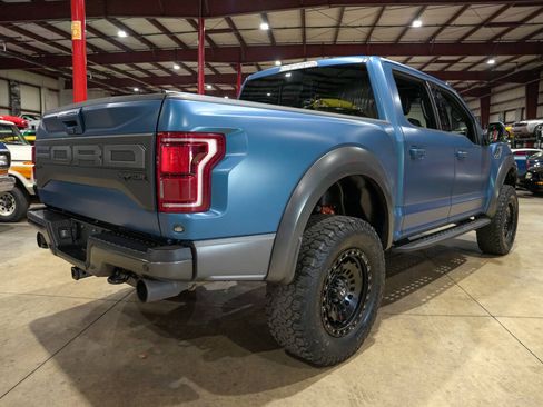 Used 2019 Ford F150 Raptor w/ Equipment Group 802A Luxury AWD/4WD image 8
