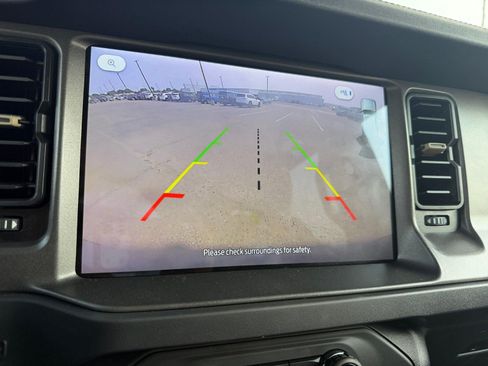Used 2025 Ford Bronco Badlands AWD/4WD image 26