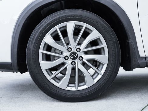 Certified 2023 INFINITI QX50 Luxe AWD/4WD image 15