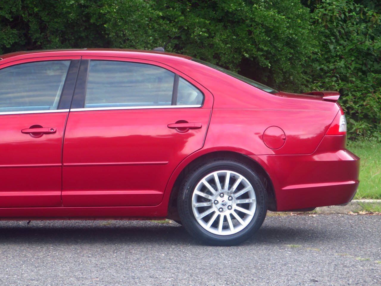 Used 2007 Mercury Milan Premier AWD/4WD image 28