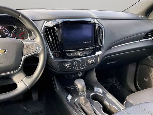 Used 2023 Chevrolet Traverse Premier AWD/4WD image 6