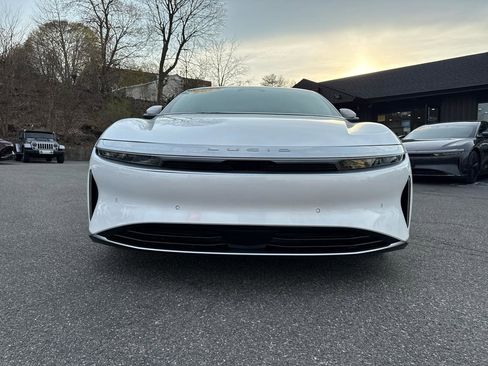 Used 2023 Lucid Air Pure image 10