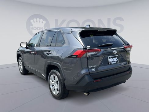 Used 2023 Toyota RAV4 LE FWD image 4