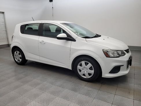 Used 2020 Chevrolet Sonic LT FWD image 11