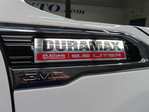 Used 2023 GMC Sierra 2500 SLE w/ SLE Value Package; image 51