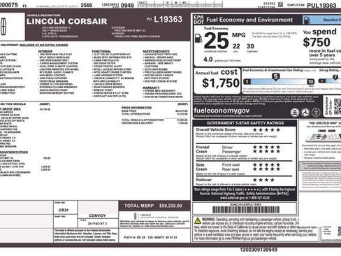 Used 2023 Lincoln Corsair Reserve w/ Equipment Group 202A FWD image 2