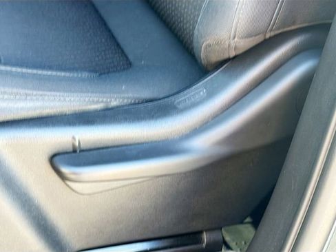 Used 2020 Chevrolet Silverado 1500 Custom w/ Custom Value Package image 24