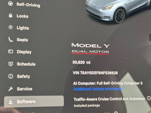 Used 2022 Tesla Model Y Performance AWD/4WD image 22