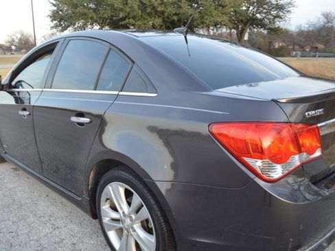 Used 2014 Chevrolet Cruze LTZ w/ Enhanced Safety Package image 5