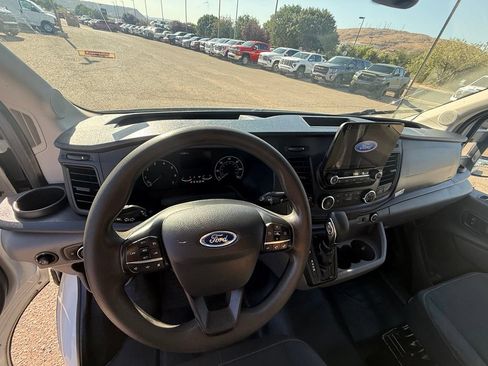 Used 2020 Ford Transit 250 Medium Roof AWD image 11