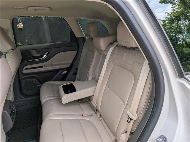 Used 2022 Lincoln Corsair AWD w/ Equipment Group 101A image 23