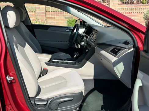 Used 2016 Hyundai Sonata SE image 11
