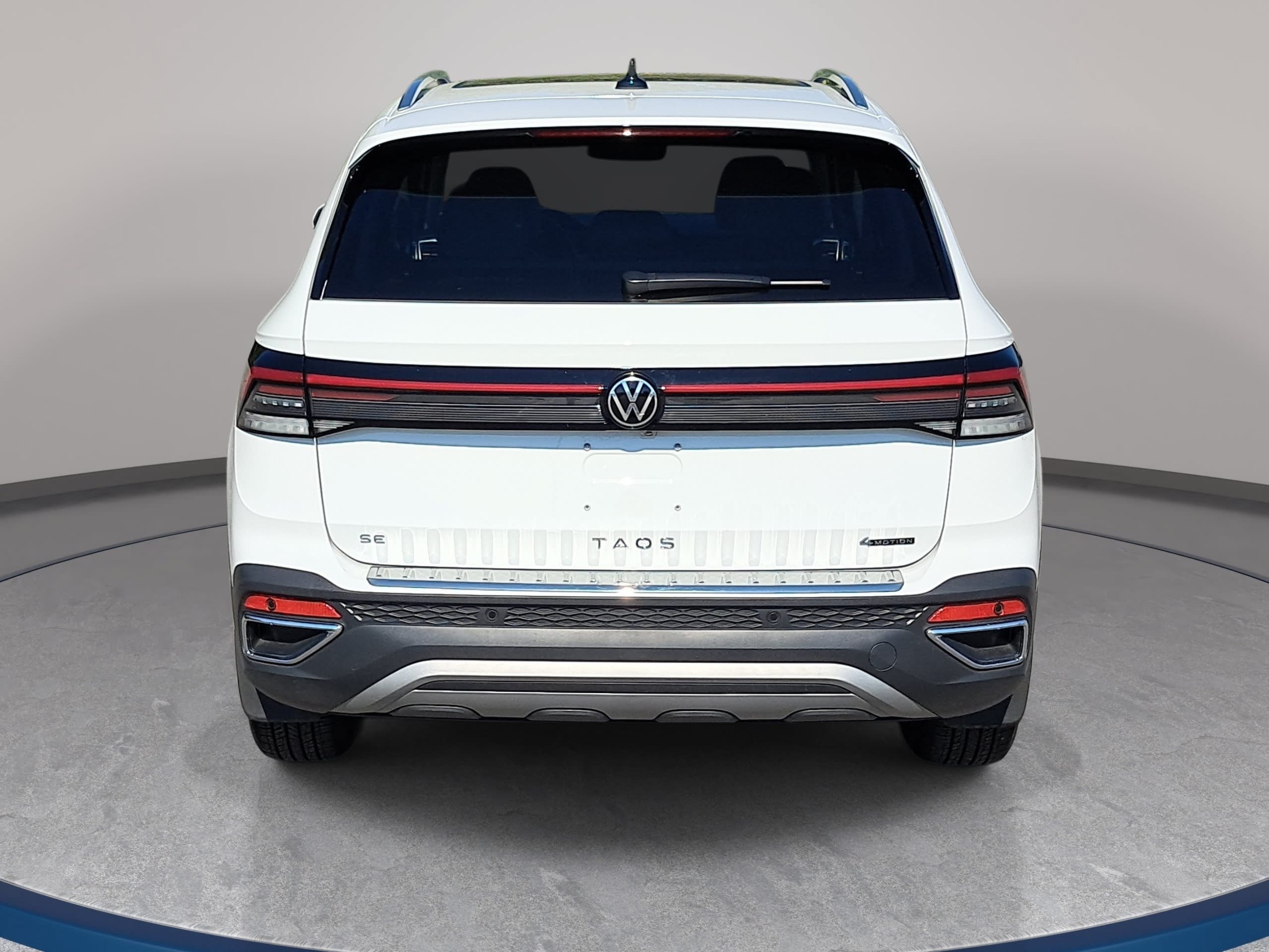Certified 2026 Volkswagen Taos SE AWD/4WD image 6