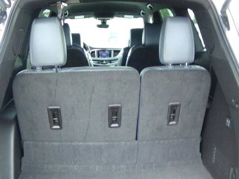 Used 2024 Buick Enclave Premium FWD image 11
