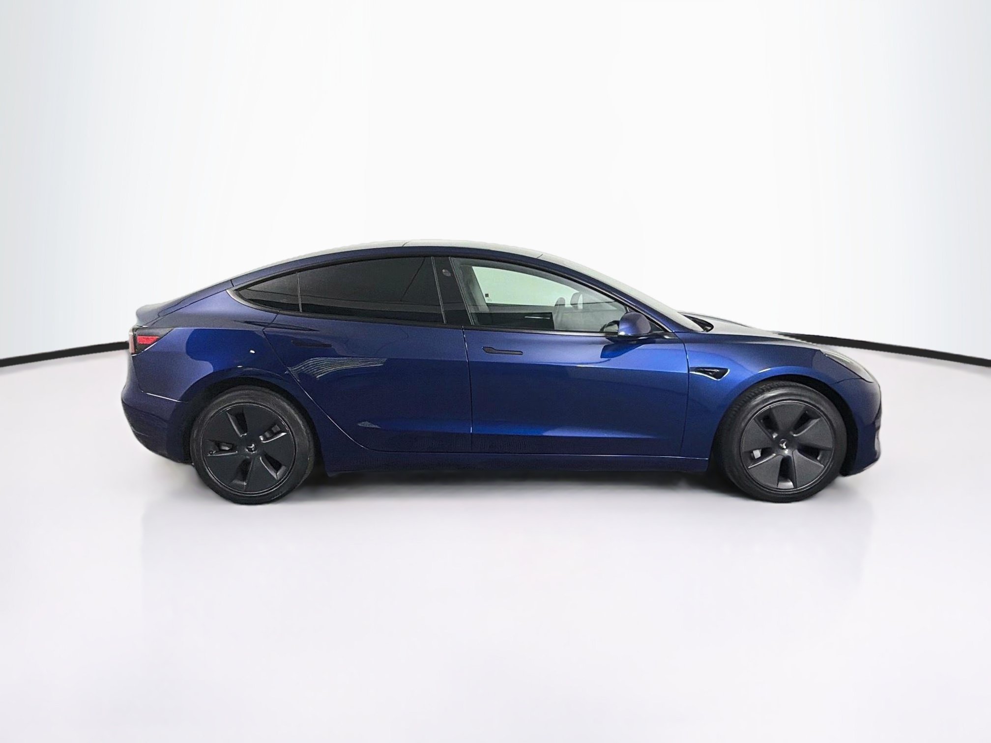 Used 2023 Tesla Model 3 Standard Range RWD image 10