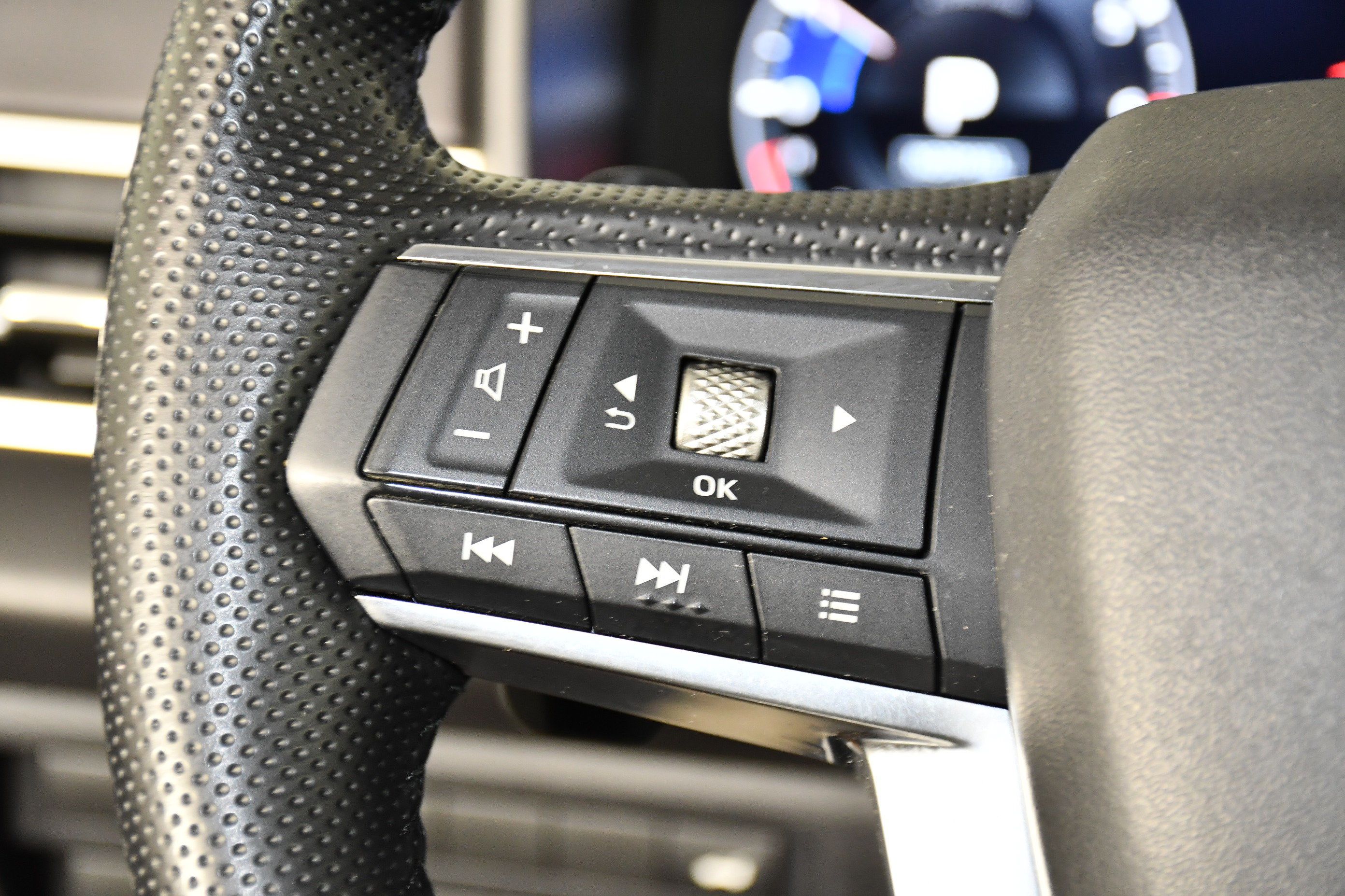 Used 2024 Mitsubishi Outlander SE AWD/4WD image 20