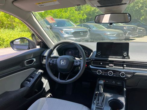 Used 2023 Honda Civic LX image 32