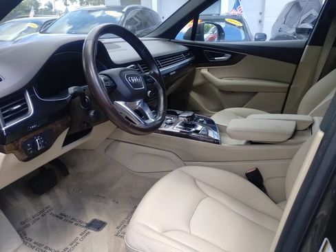Used 2017 Audi Q7 3.0T Premium Plus AWD/4WD image 21
