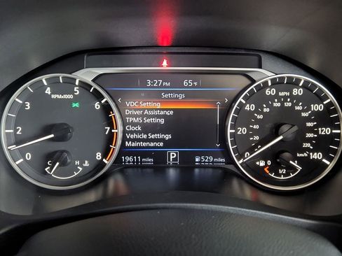 Used 2025 Nissan Altima 2.5 SV image 25