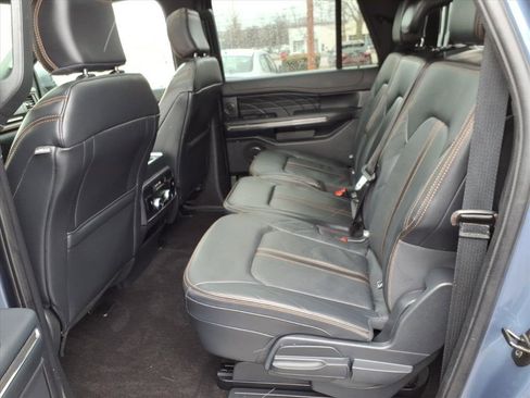 Used 2023 Ford Expedition Max Platinum image 12
