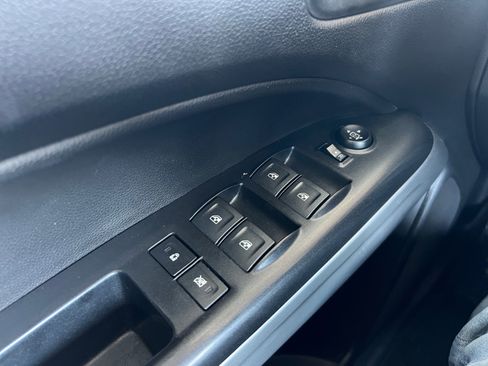 Used 2019 Chevrolet Colorado ZR2 w/ ZR2 Midnight Special Edition image 22