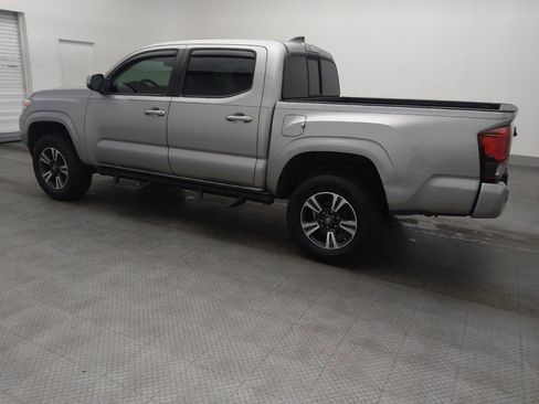 Used 2020 Toyota Tacoma SR w/ SR Convenience Package image 3