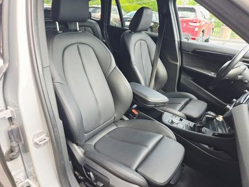 Used 2019 BMW X1 xDrive28i w/ Convenience Package AWD/4WD image 19