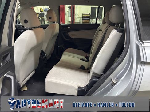 Used 2019 Volkswagen Tiguan S image 24