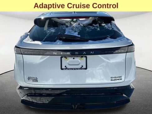 Used 2023 Nissan Ariya AWD image 9