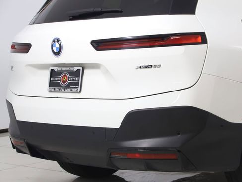 Used 2024 BMW iX xDrive50 w/ Convenience Package AWD/4WD image 46