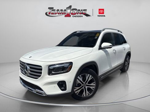Used 2025 Mercedes-Benz GLB 250 image 4