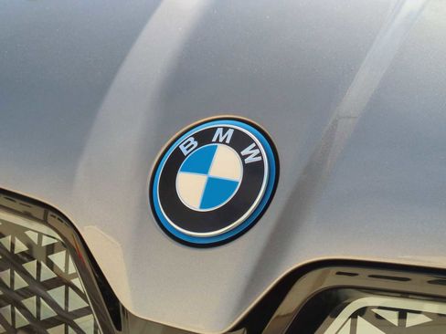 Used 2025 BMW iX xDrive50 image 12