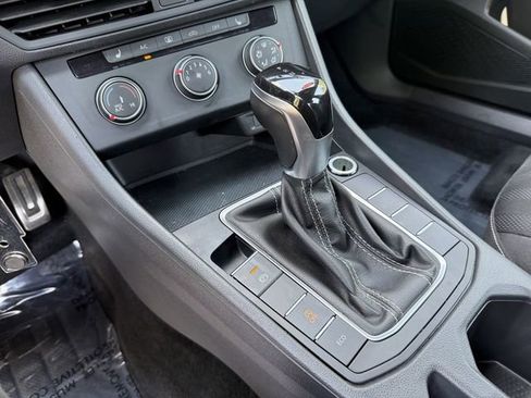 Used 2024 Volkswagen Jetta Sport FWD image 23
