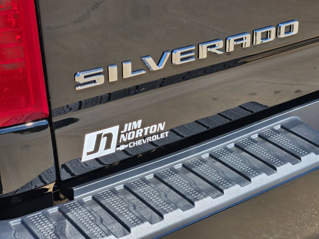 New 2026 Chevrolet Silverado 2500 Custom w/ Custom Value Package AWD/4WD image 7