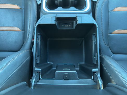 Used 2021 GMC Sierra 1500 AT4 image 15