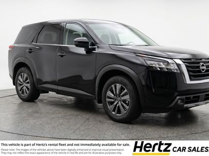 Used 2025 Nissan Pathfinder SV