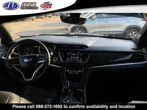 Used 2023 Cadillac XT6 Premium Luxury w/ Technology Package image 21