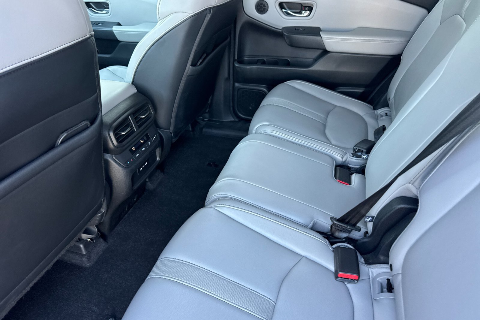 Certified 2024 Honda Pilot EX-L image 12