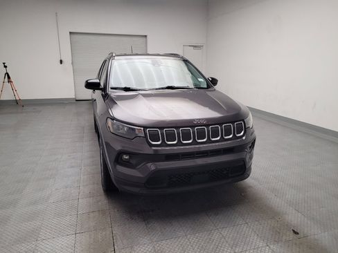 Used 2022 Jeep Compass Latitude w/ Convenience Group FWD image 14