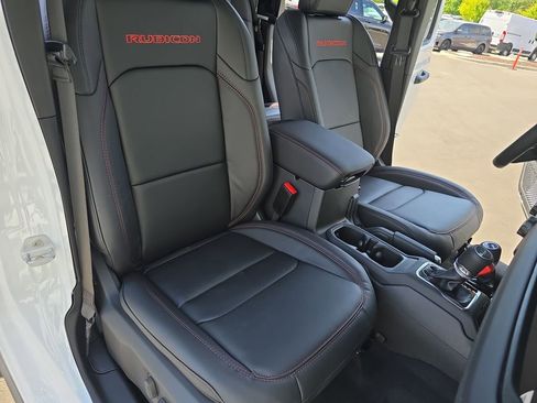 New 2026 Jeep Gladiator Rubicon AWD/4WD image 10